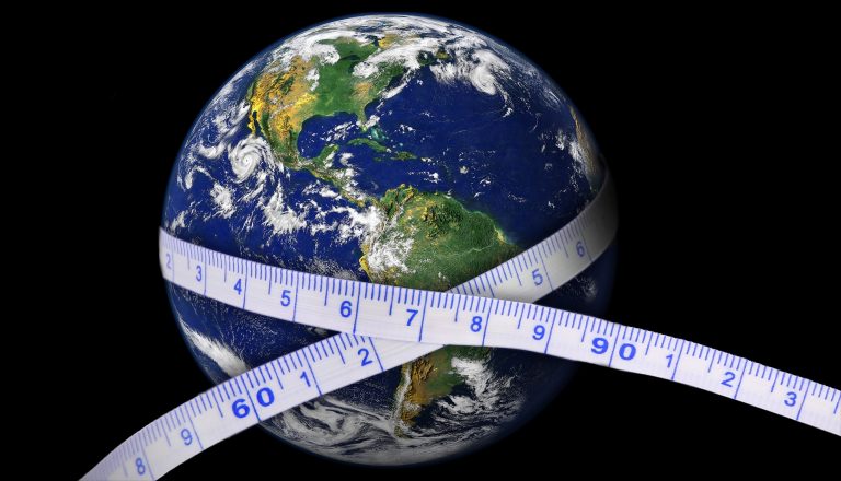 Estudantes do Brasil unem esforços para medir a circunferência do planeta em projeto educativo
