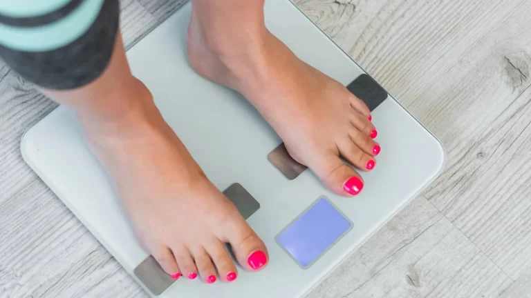 Alternância de peso pode diminuir a gordura abdominal, sugere estudo
