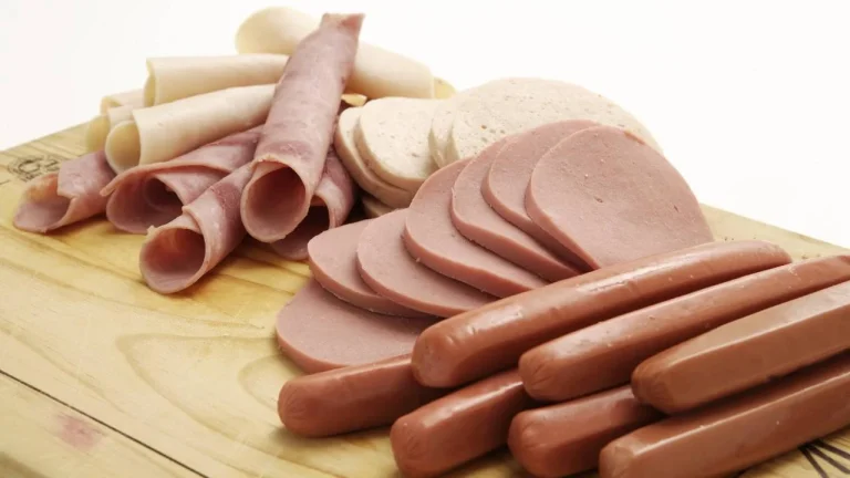 Seis itens da dieta que podem prejudicar a saúde do fígado
