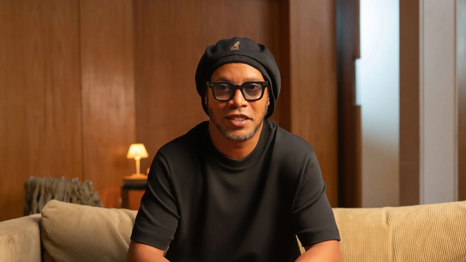 Top 11 filmes e séries imperdíveis na Netflix para curtir neste fim de semana, de Ronaldinho a Ataque Brutal