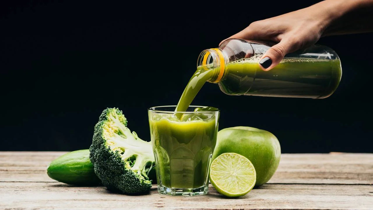 Suco detox não purifica o fígado; especialistas afirmam que órgão já se auto-regenera.