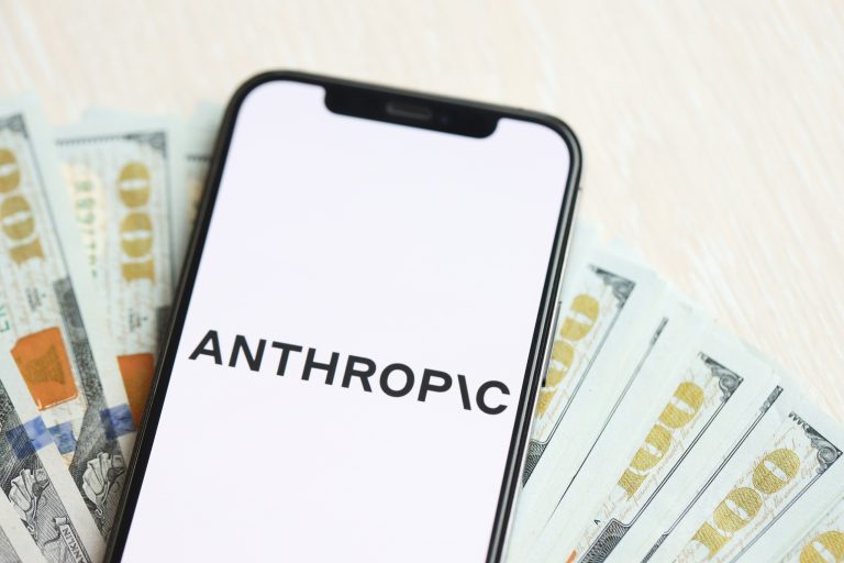 Anthropic busca levantar US$ 50 bilhões e almeja avaliação de aproximadamente US$ 900 bilhões, com potencial para ultrapassar a OpenAI