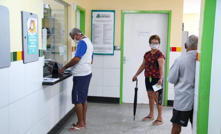 Fortaleza intensifica campanha de vacinação contra a gripe e amplia serviços para síndromes respiratórias durante o feriado e o final de semana